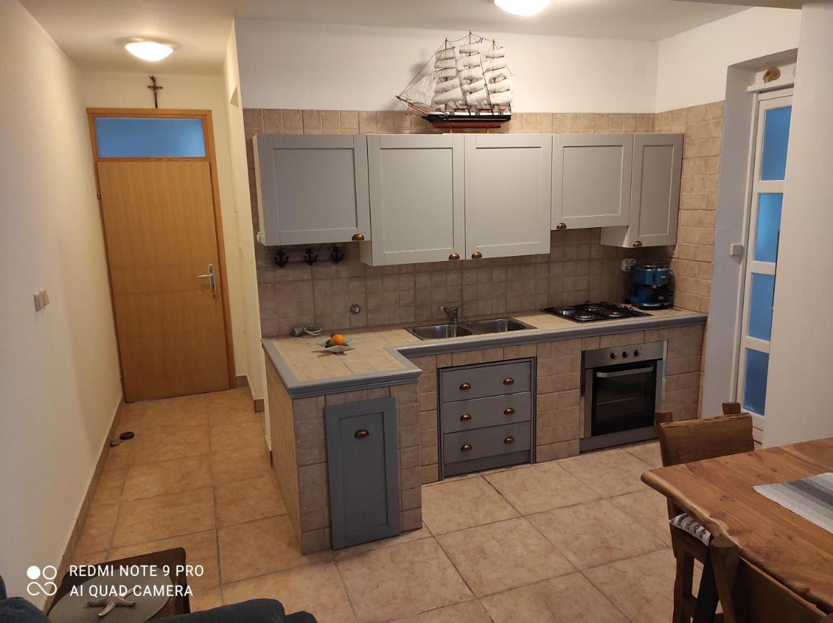 Galboka Nine Apartment Nerezine Bagian luar foto