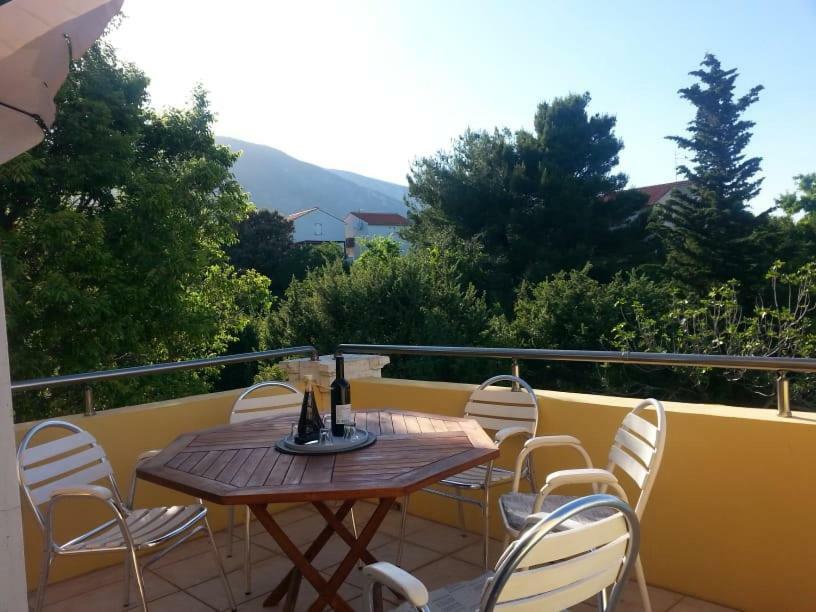 Galboka Nine Apartment Nerezine Bagian luar foto