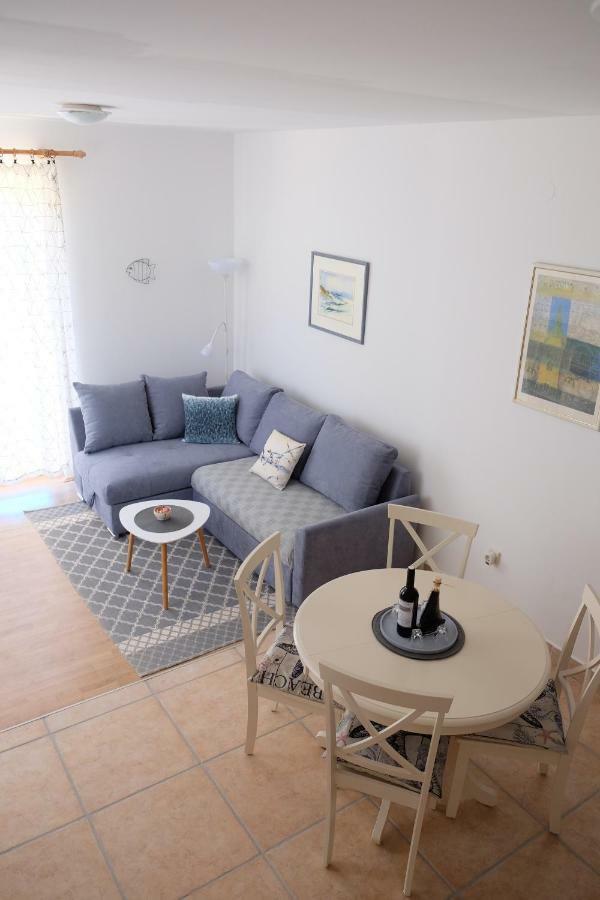 Galboka Nine Apartment Nerezine Bagian luar foto